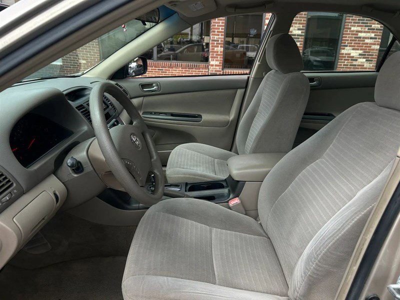 Used 2006 Toyota Camry SE FWD image 9