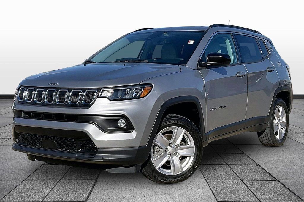 Used 2022 Jeep Compass Latitude w/ Sun and Sound Group
