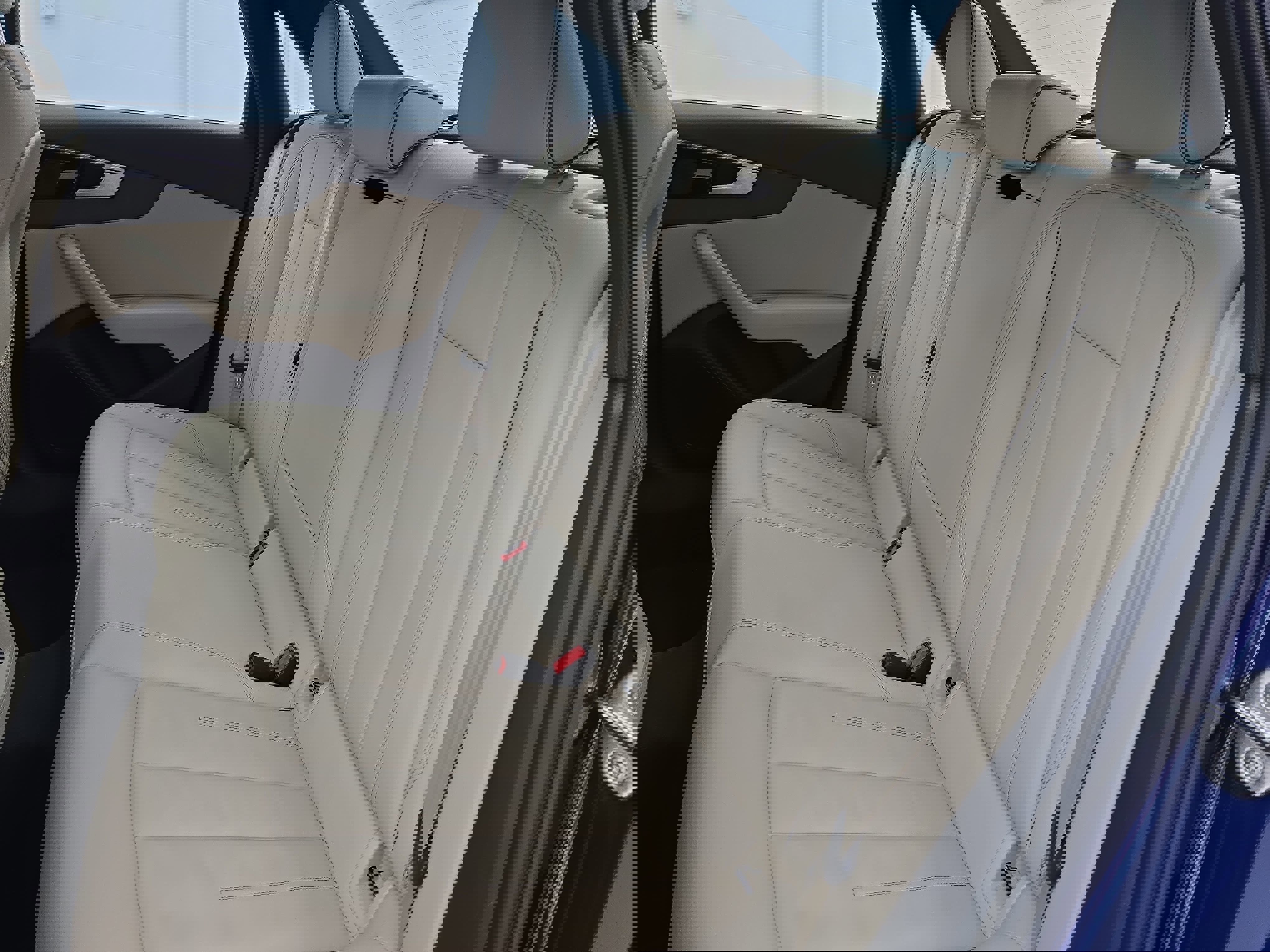 Used 2022 Audi A4 2.0T Premium w/ Convenience Package image 13