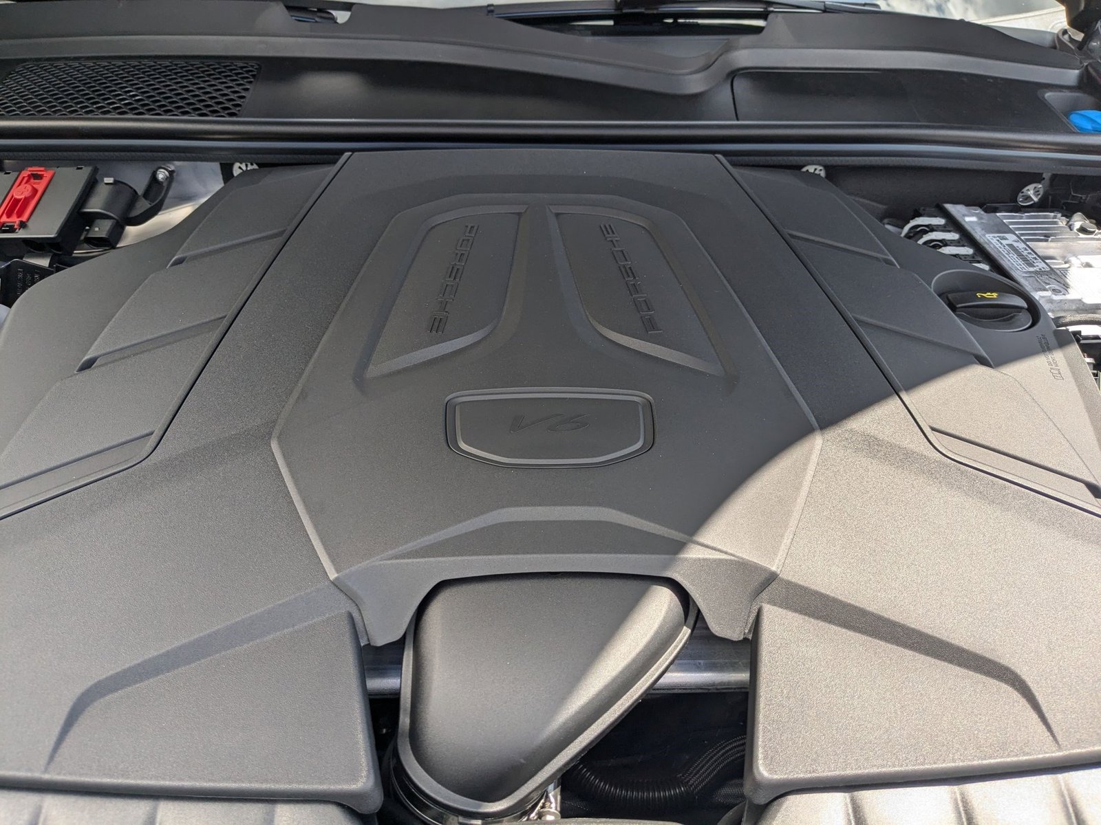 New 2025 Porsche Cayenne S AWD/4WD image 30