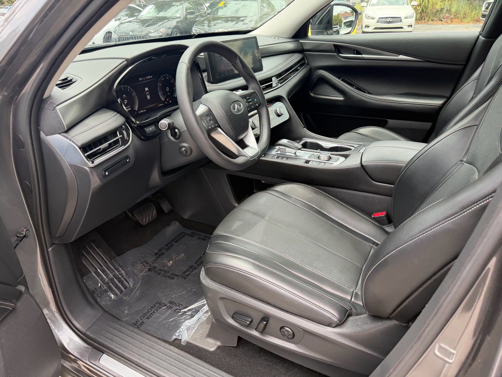 Used 2022 INFINITI QX60 Luxe w/ Cargo Package FWD image 11