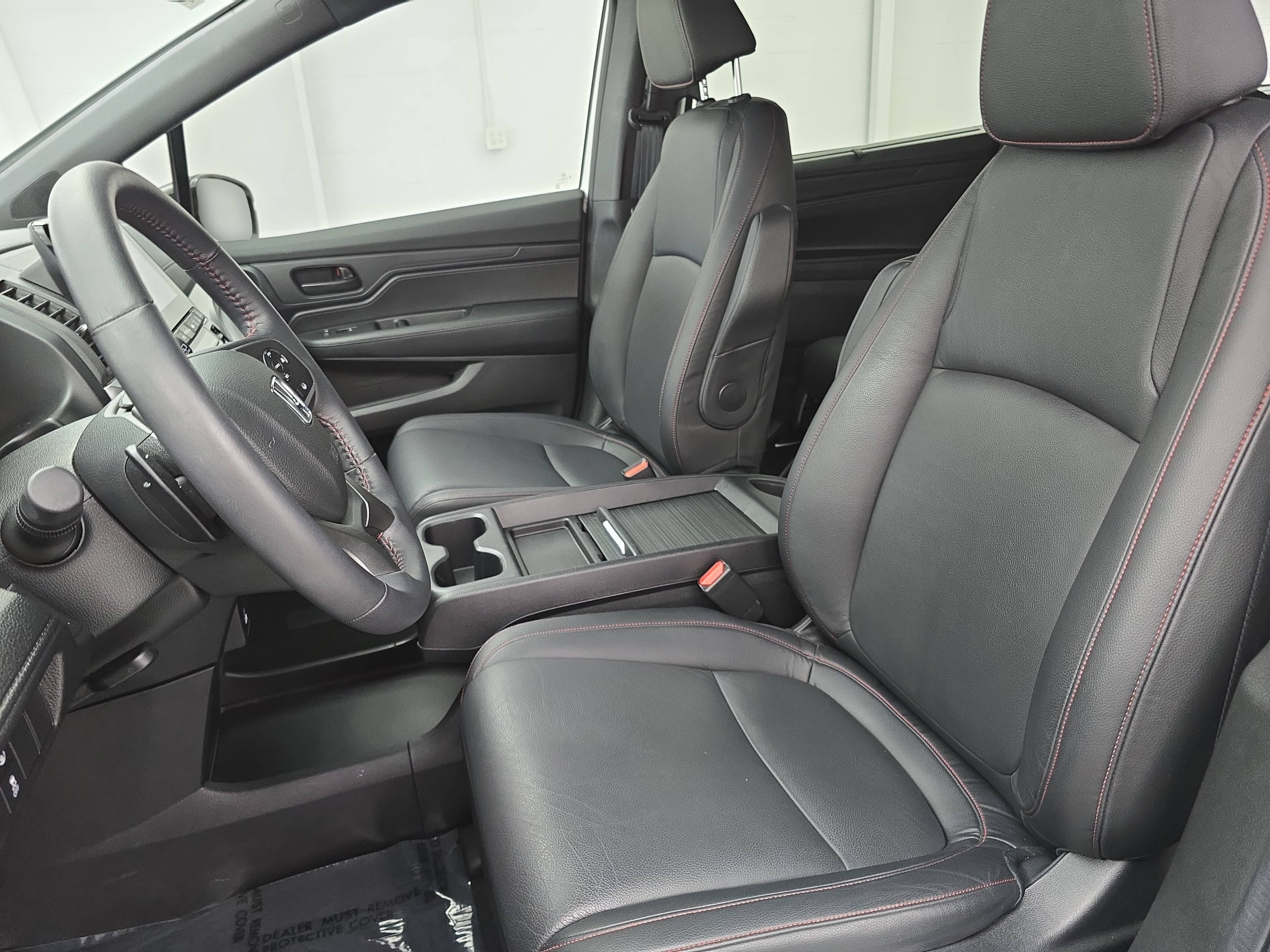Certified 2024 Honda Odyssey Sport image 16