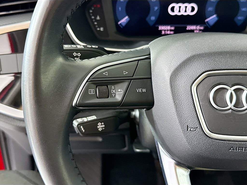 Used 2020 Audi Q3 2.0T Premium w/ Convenience Package AWD/4WD image 11