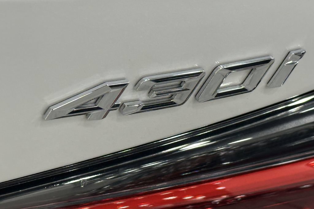 Used 2025 BMW 430i Convertible w/ Premium Package RWD image 34