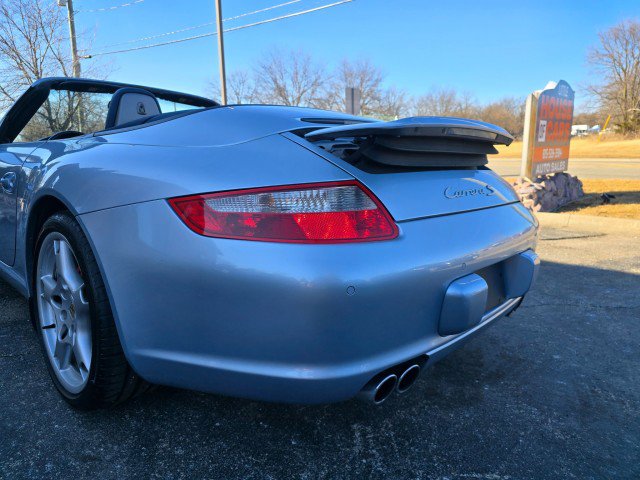 Used 2005 Porsche 911 Carrera S image 34