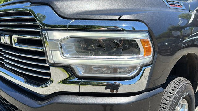 Used 2024 RAM 2500 Laramie w/ Safety Group AWD/4WD image 9