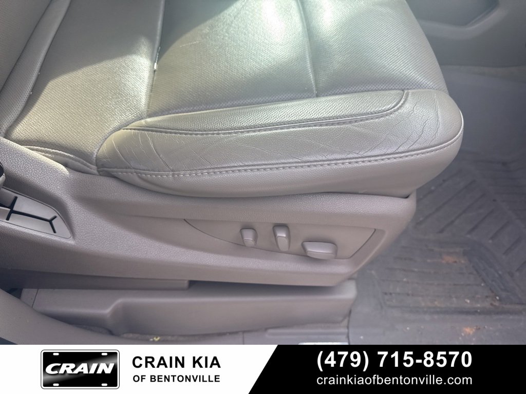 Used 2015 Chevrolet Suburban LTZ image 42