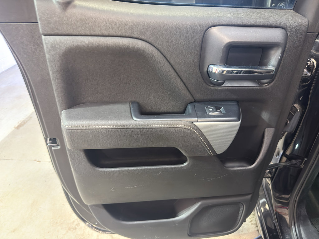 Used 2017 Chevrolet Silverado 1500 LT w/ Redline Edition image 24