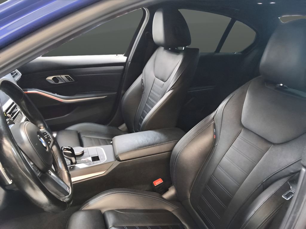 Used 2022 BMW M340i RWD image 15
