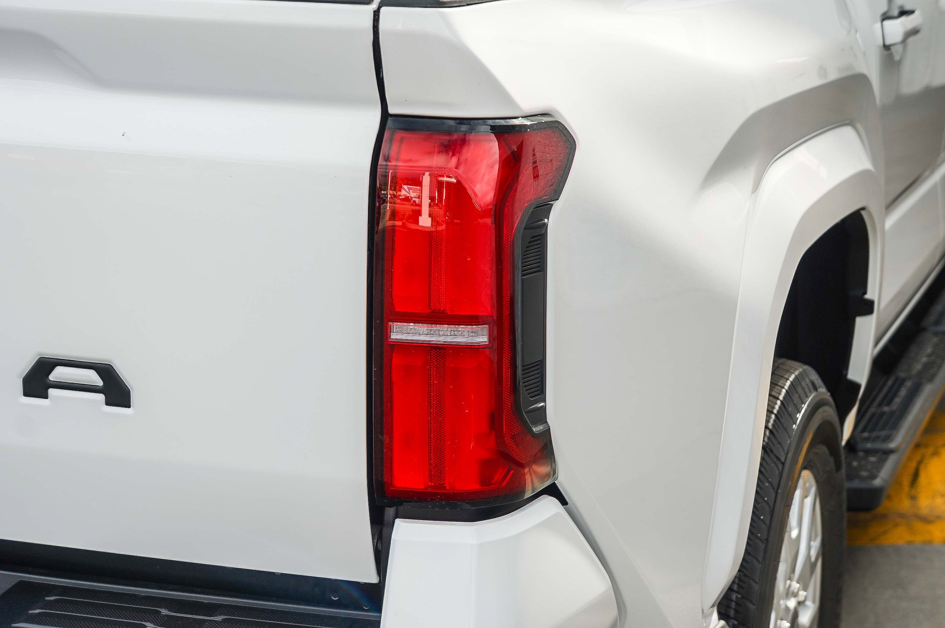 New 2026 Toyota Tacoma SR5 AWD/4WD image 8