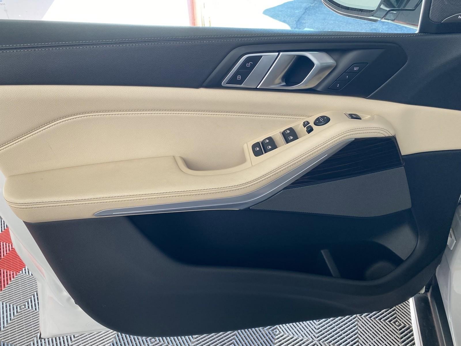 Used 2021 BMW X5 xDrive40i w/ Premium Package image 22