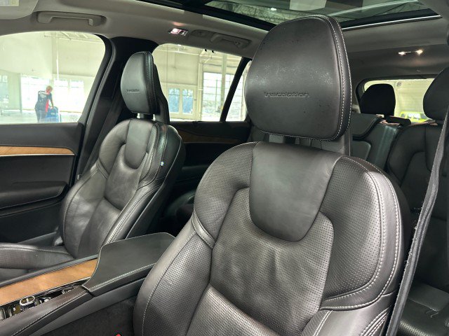 Used 2017 Volvo XC90 T6 Inscription w/ Vision Package AWD/4WD image 45