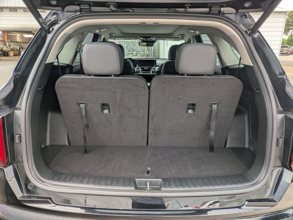 Used 2023 Kia Sorento EX w/ Panoramic Sunroof Package FWD image 24