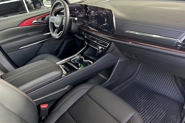 New 2026 Chevrolet Traverse Z71 w/ Driver Confidence Package image 18
