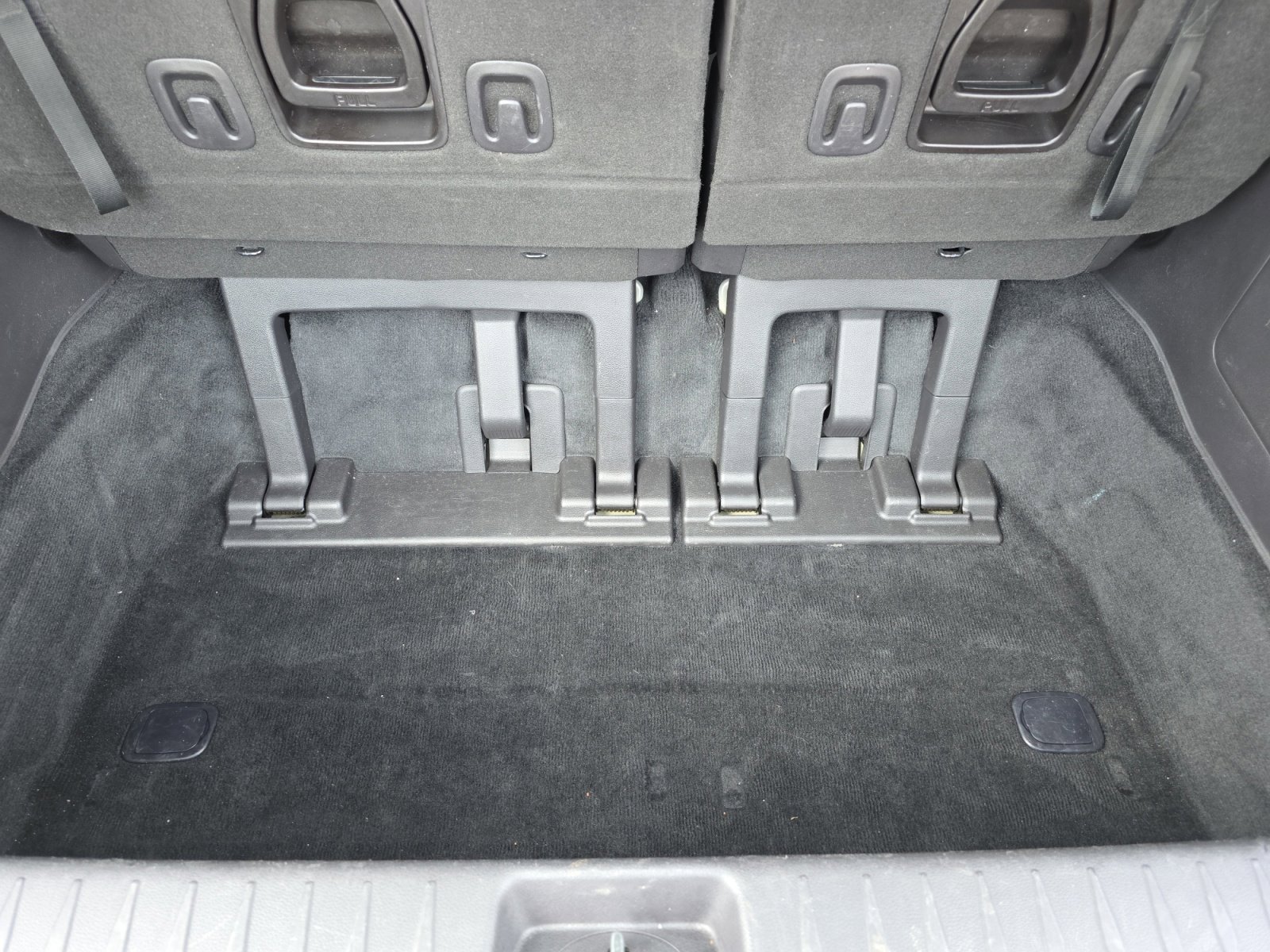 Certified 2024 Kia Carnival LX image 11