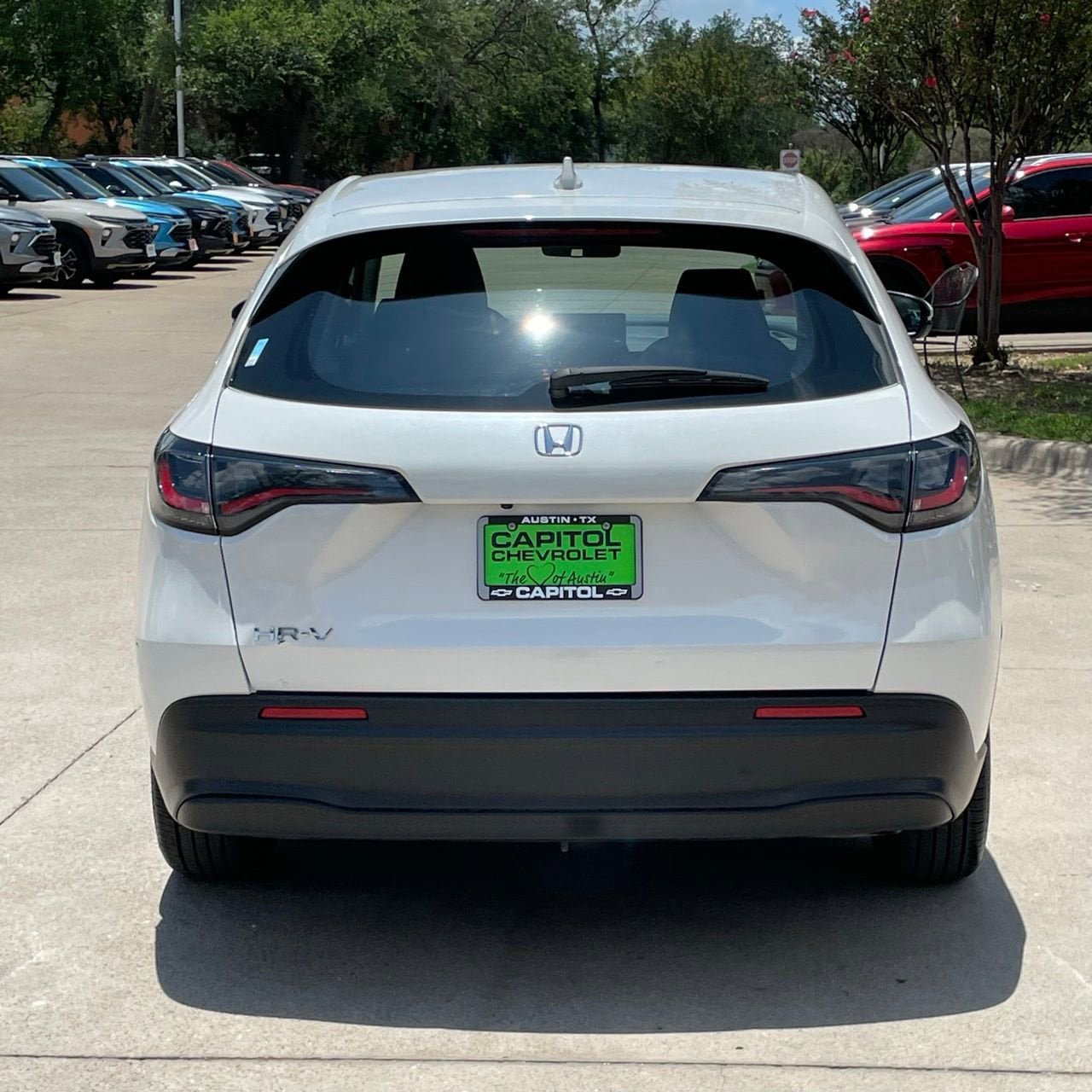 Used 2025 Honda HR-V LX image 5