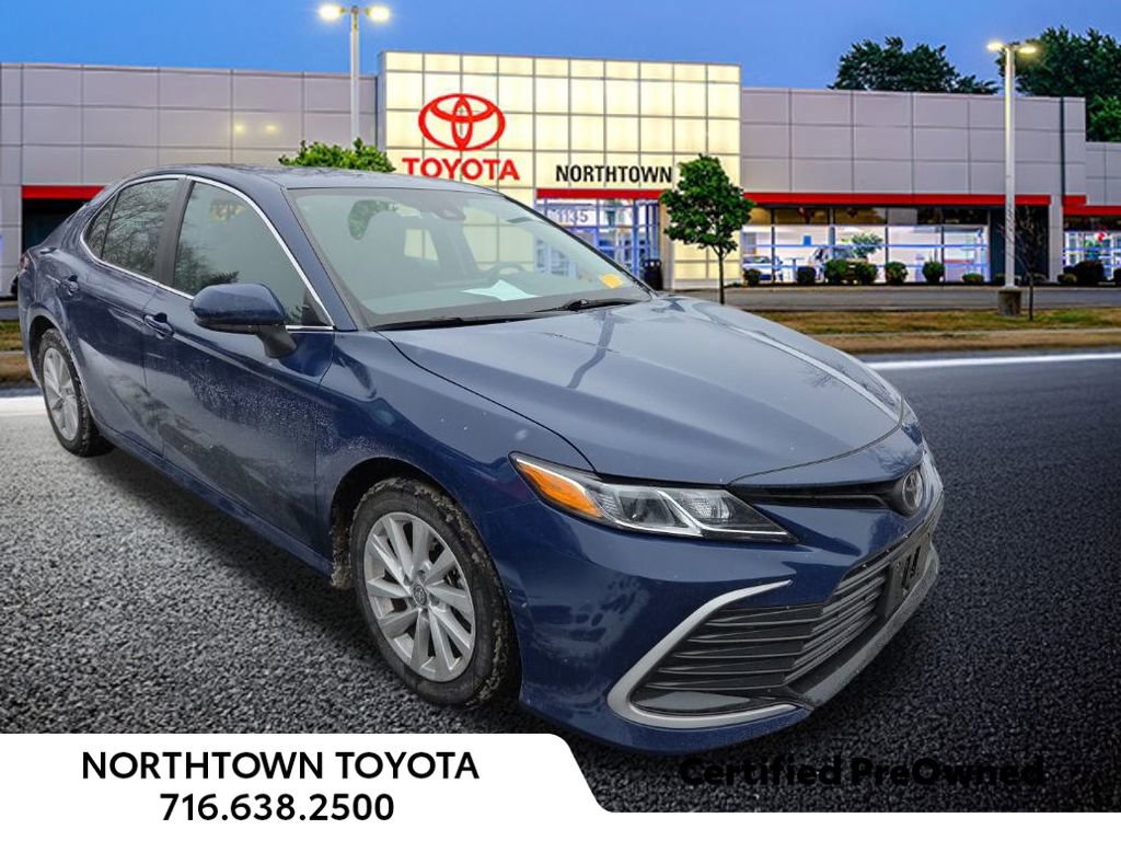 Used 2023 Toyota Camry LE image 1