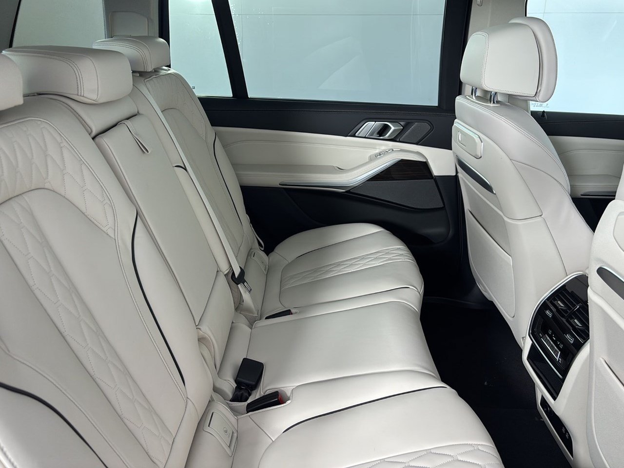 New 2027 BMW X7 xDrive40i AWD/4WD image 29