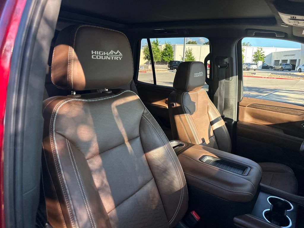 Used 2021 Chevrolet Tahoe High Country w/ Premium Package RWD image 36