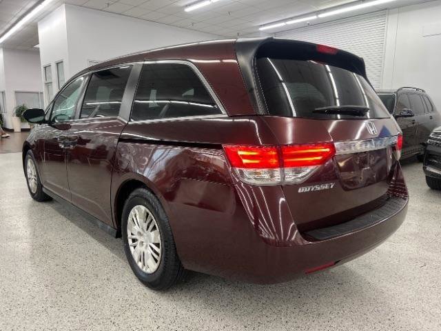 Used 2014 Honda Odyssey LX image 4