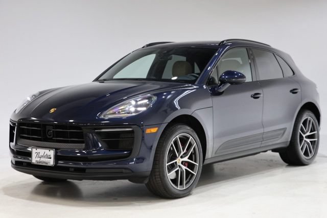 Used 2023 Porsche Macan S w/ Premium Package Plus AWD/4WD image 3