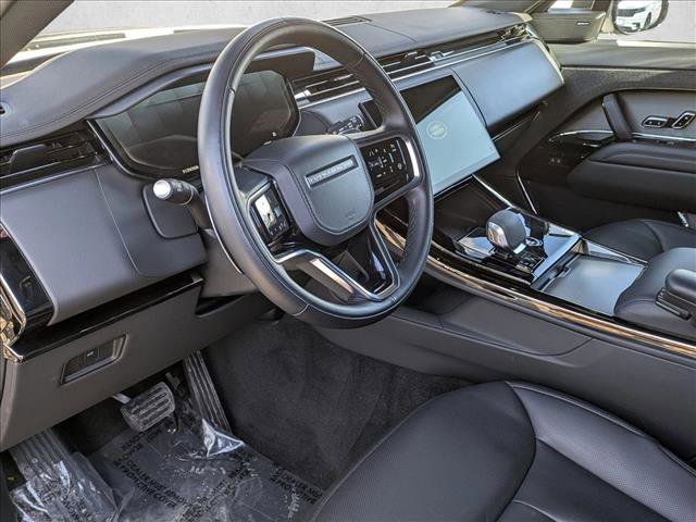 Used 2025 Land Rover Range Rover Sport SE image 10