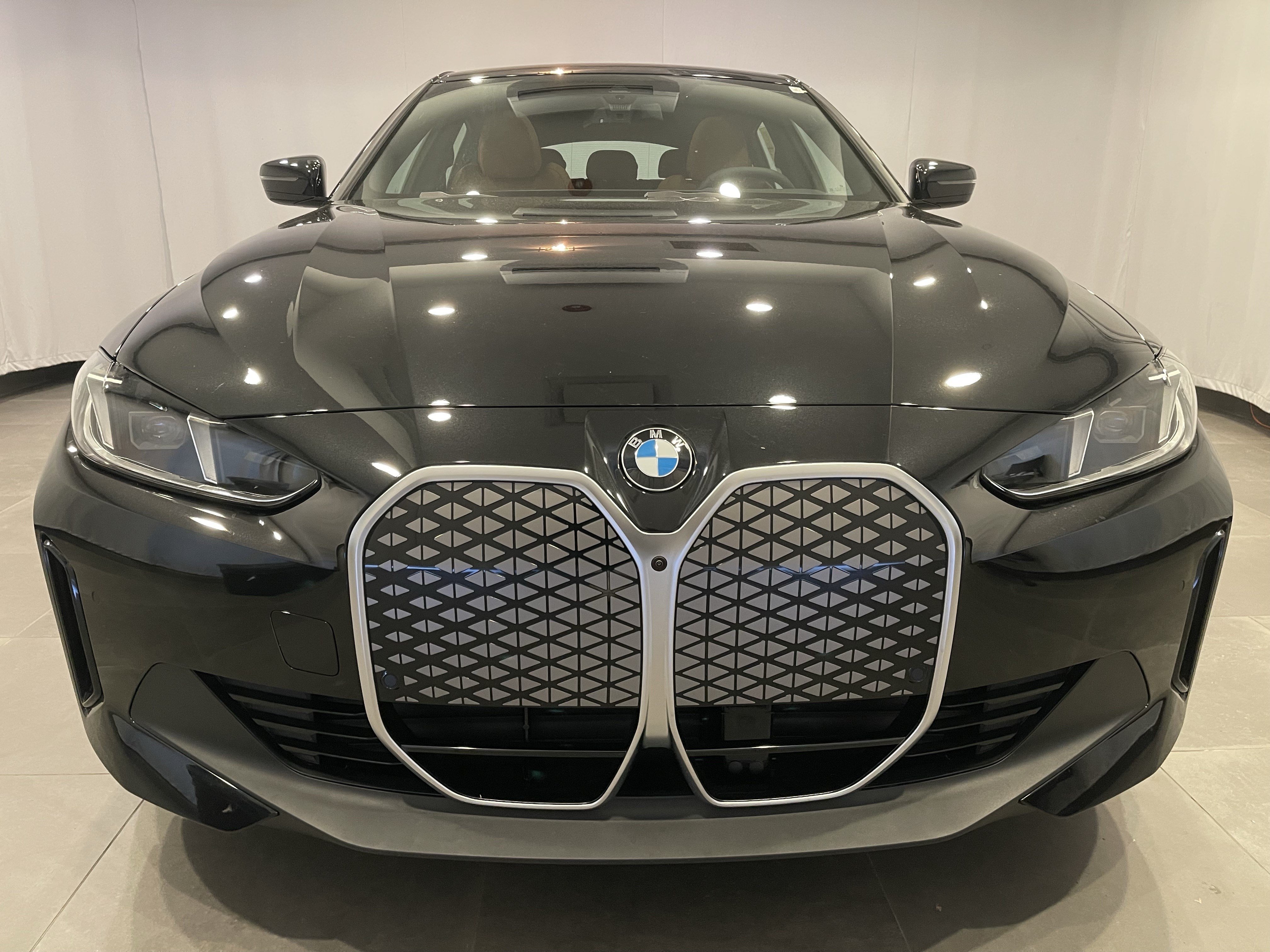 New 2026 BMW i4 xDrive40i w/ Premium Package AWD/4WD image 2