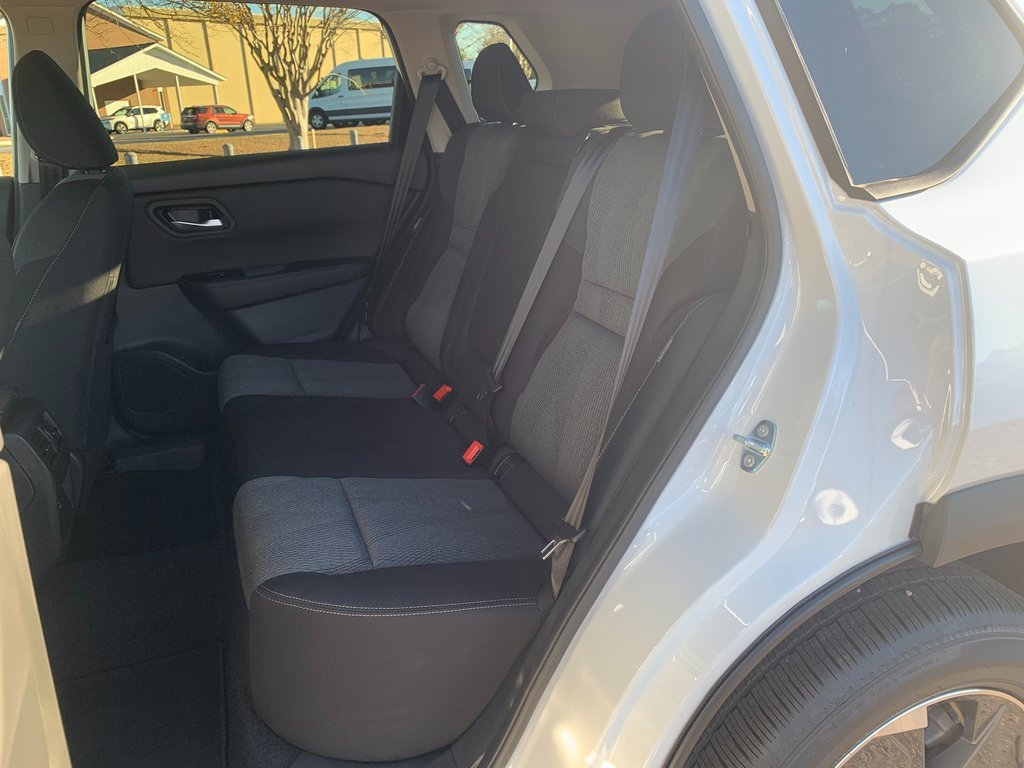 New 2026 Nissan Rogue SV image 21