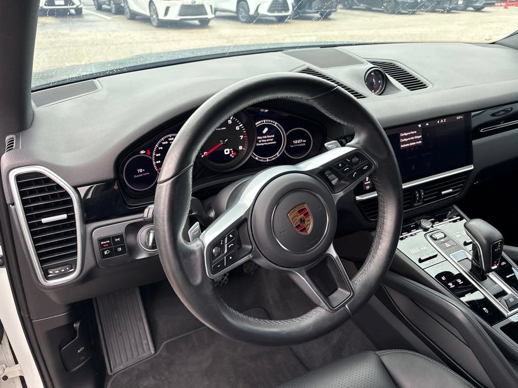 Used 2021 Porsche Cayenne AWD/4WD image 11