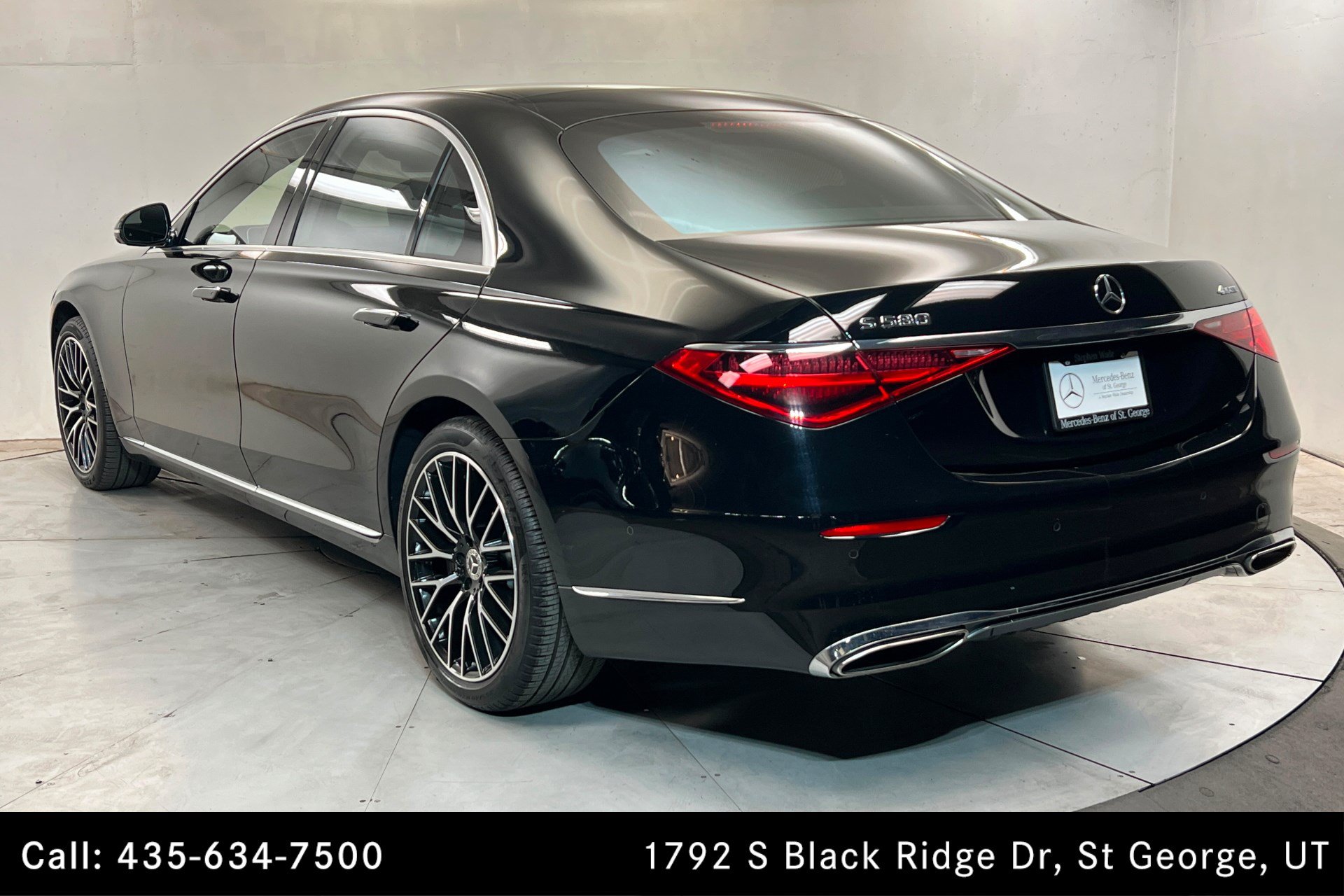 Certified 2023 Mercedes-Benz S 580 4MATIC Sedan w/ 3D Technology Package image 3
