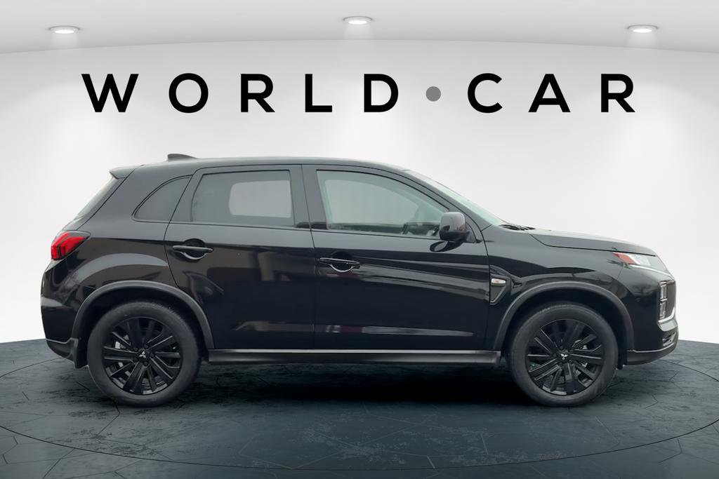 Used 2023 Mitsubishi Outlander Sport LE AWD/4WD image 2