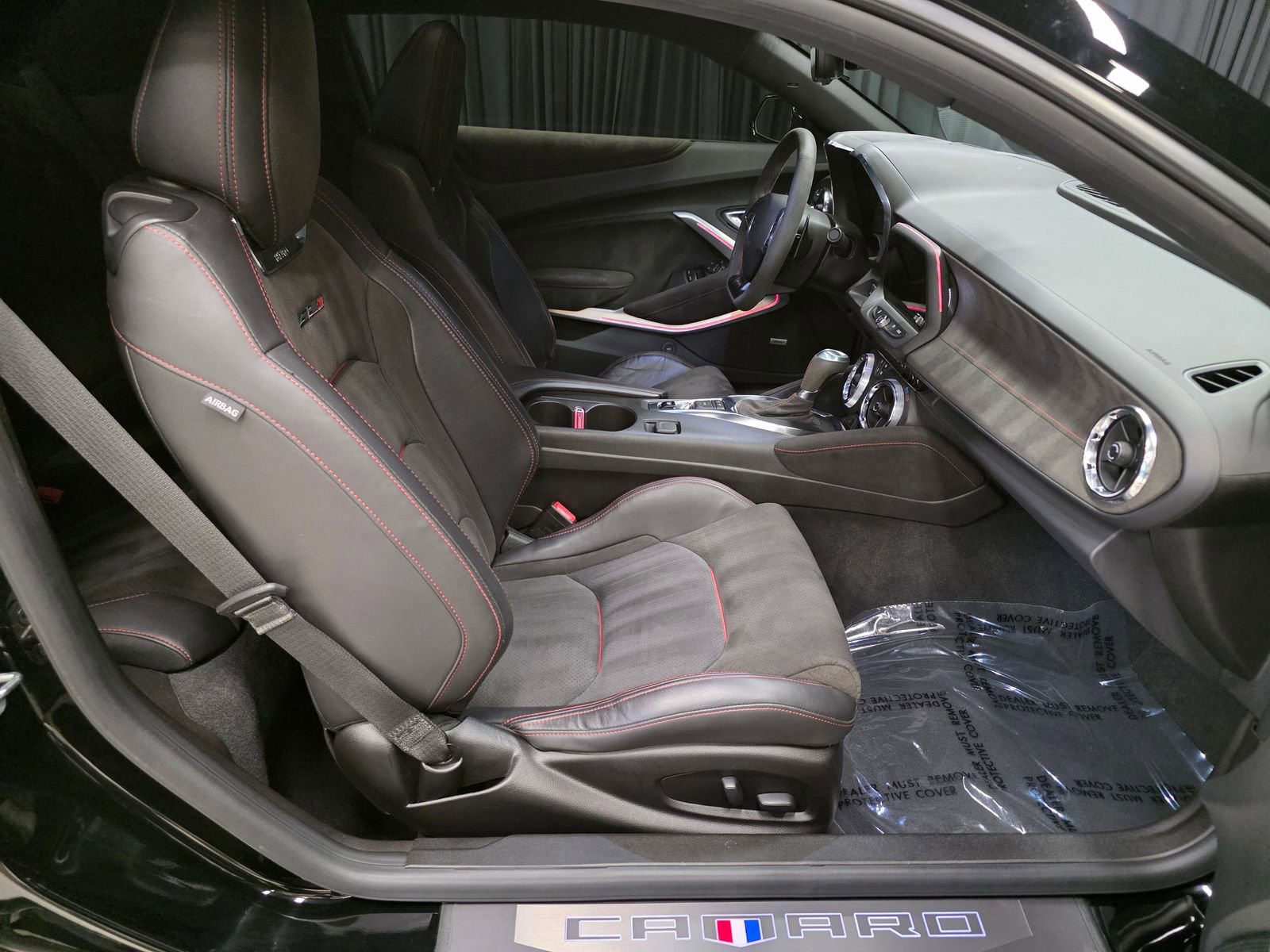 Used 2022 Chevrolet Camaro ZL1 image 2