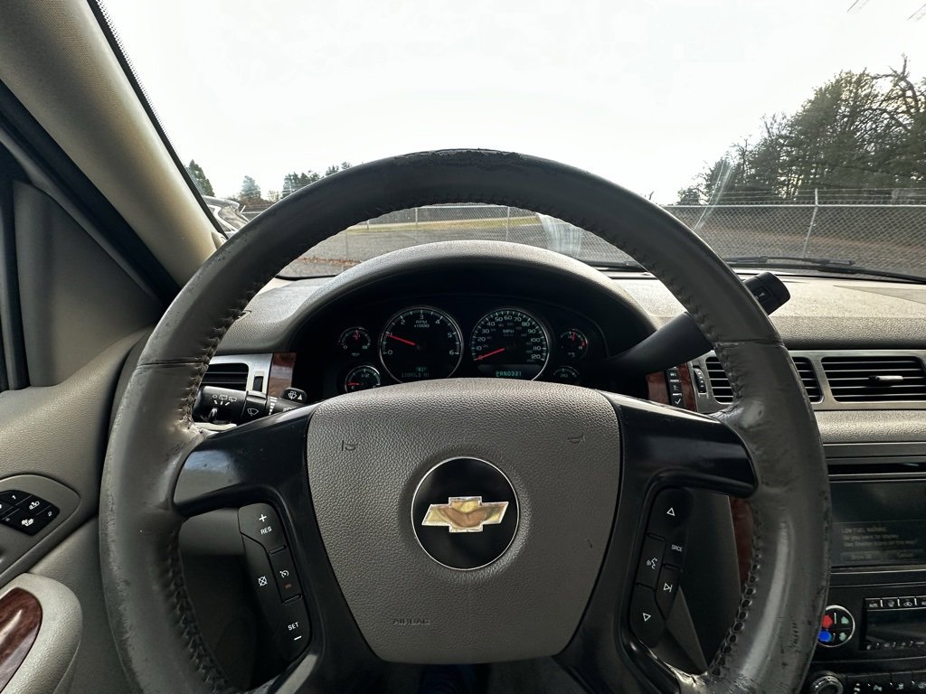 Used 2007 Chevrolet Tahoe LTZ w/ LTZ Preferred Equipment Group image 10