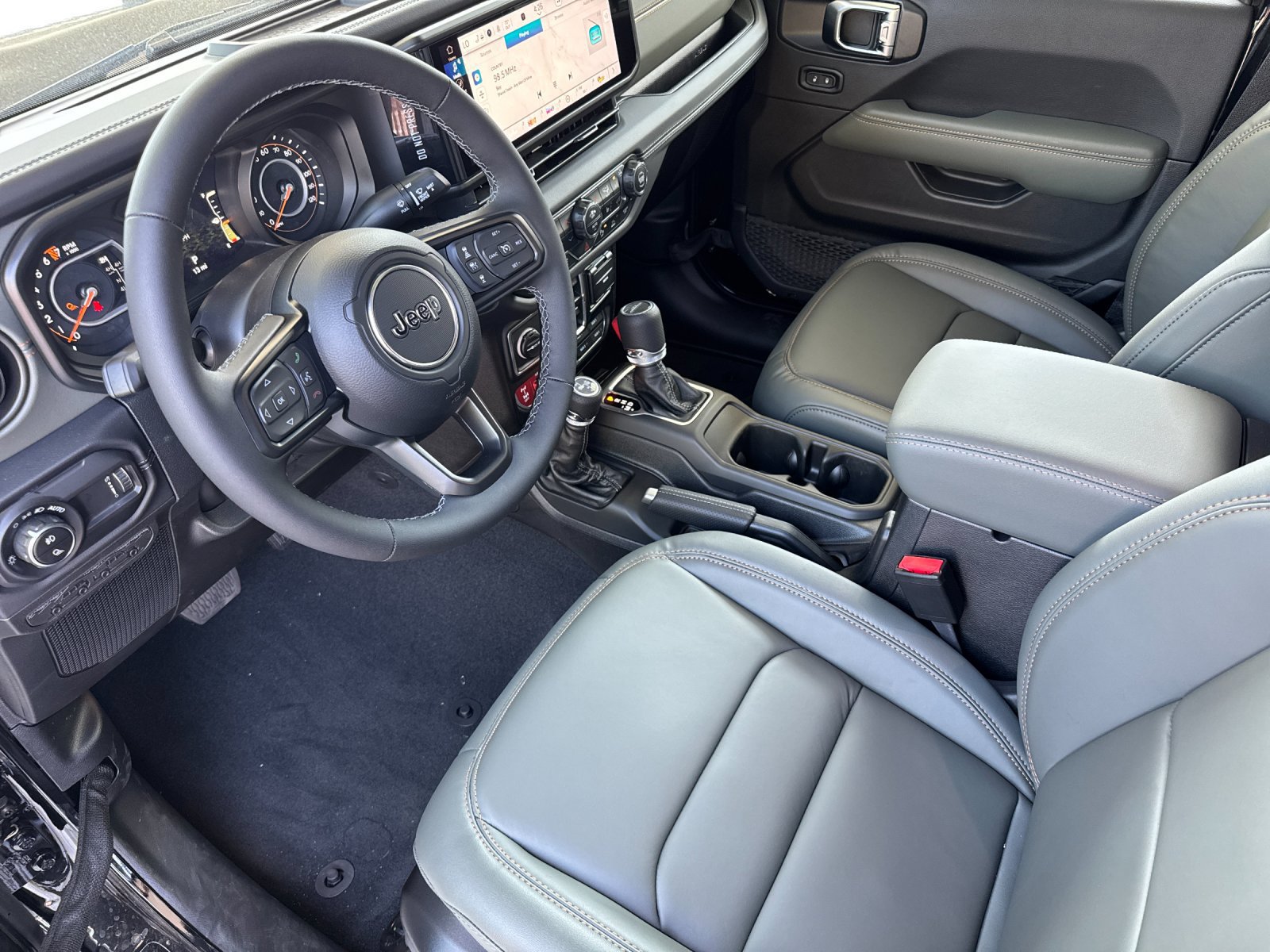 New 2026 Jeep Gladiator Mojave AWD/4WD image 10