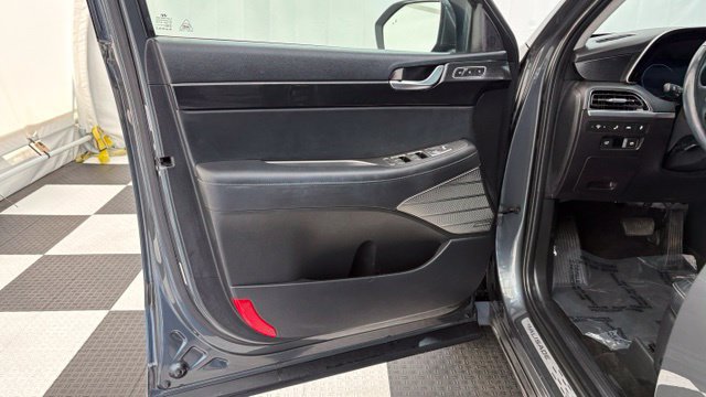 Used 2022 Hyundai Palisade Limited AWD/4WD image 18