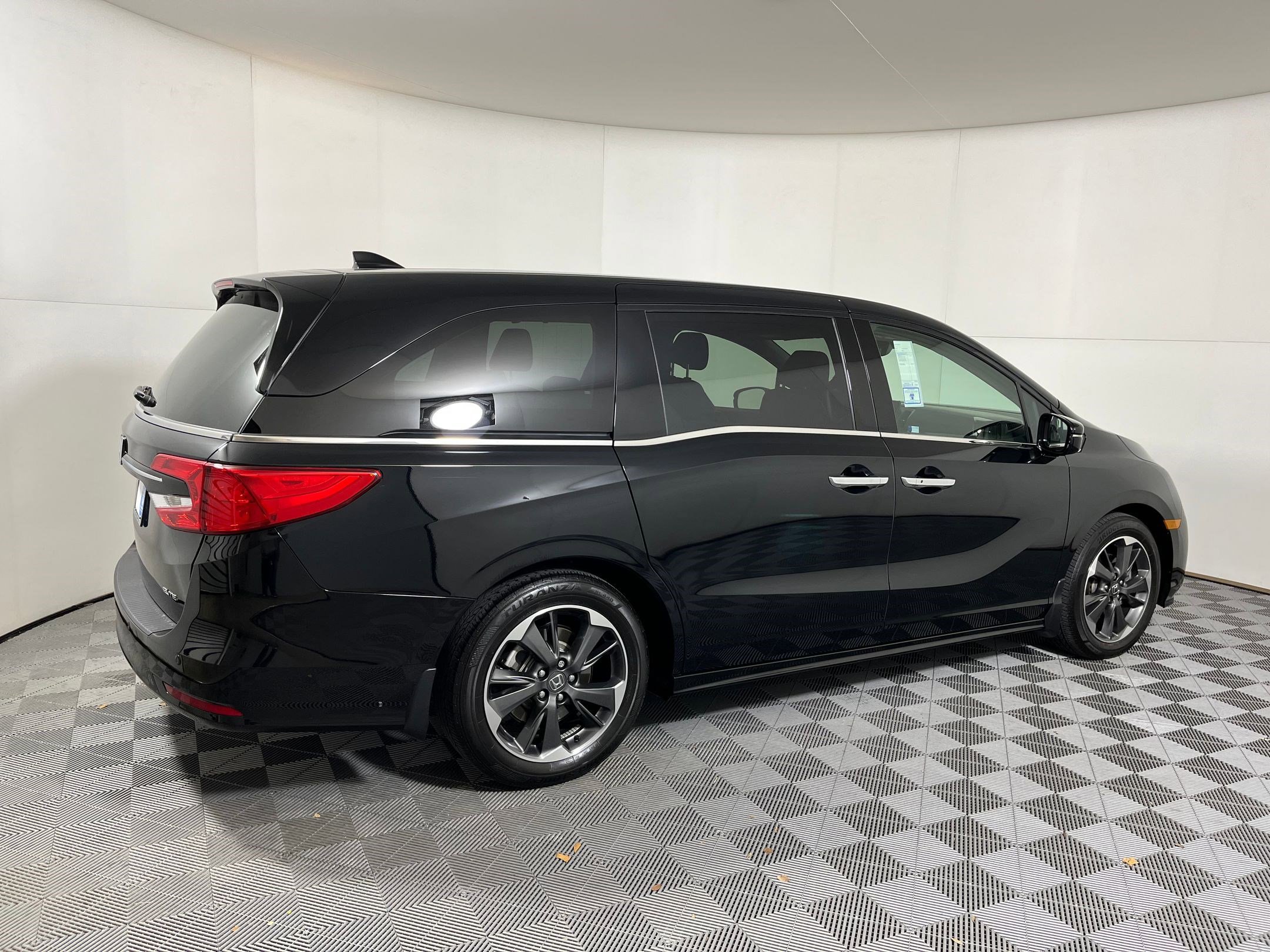 Certified 2023 Honda Odyssey Elite image 20