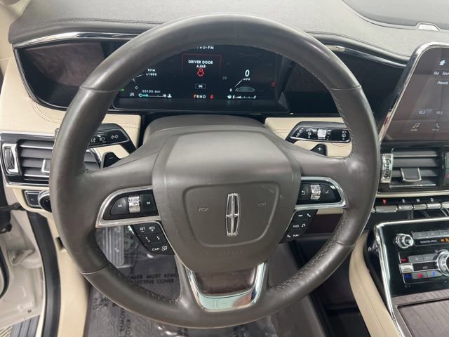 Used 2018 Lincoln Navigator Reserve w/ Technology Package AWD/4WD image 23