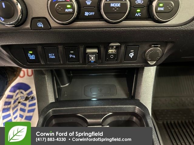 Used 2019 Toyota Tacoma TRD Off-Road image 25