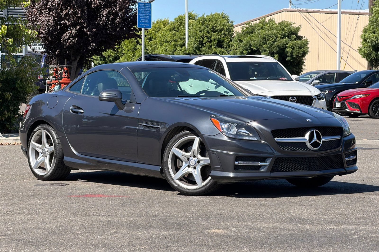 Used 2015 Mercedes-Benz SLK 250 w/ Premium Package video 2