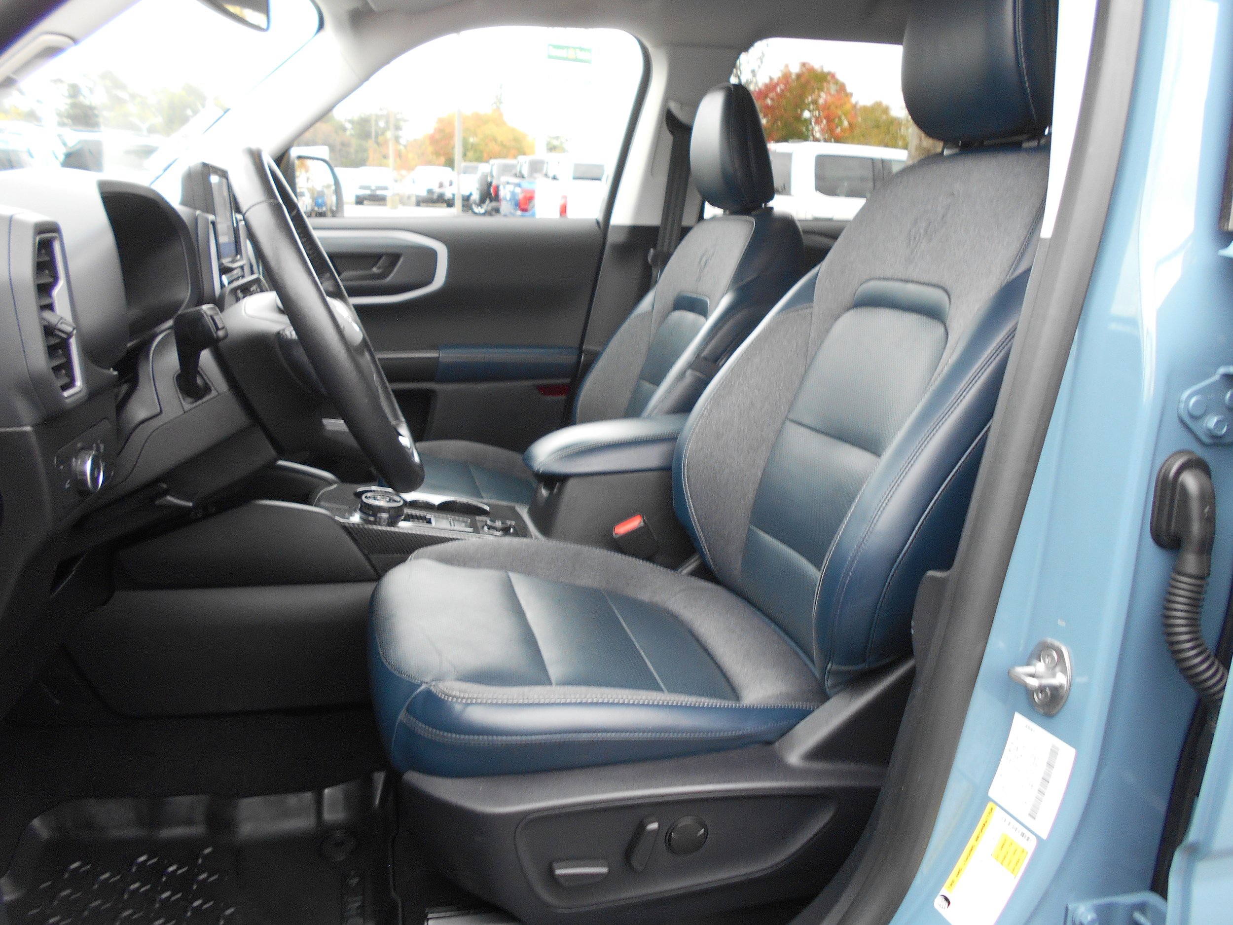 Used 2021 Ford Bronco Sport Outer Banks AWD/4WD image 7