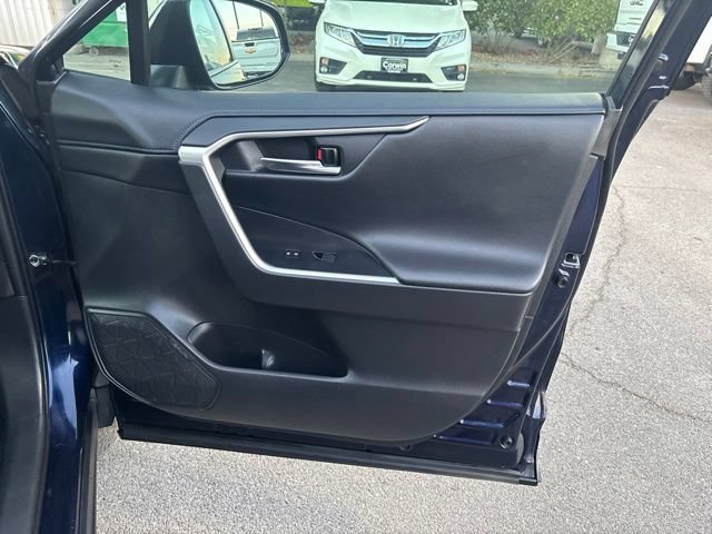 Used 2020 Toyota RAV4 XSE AWD/4WD image 40