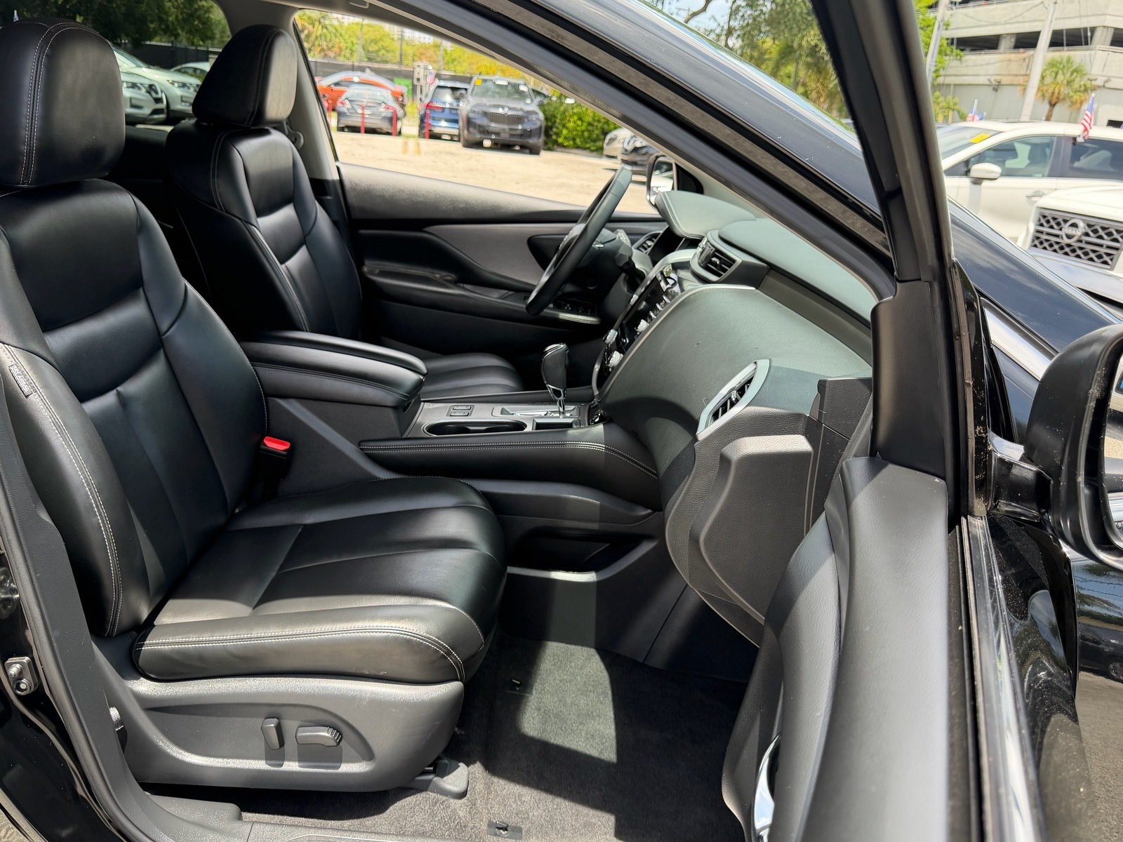 Used 2024 Nissan Murano SV w/ SV Midnight Edition Package FWD image 20
