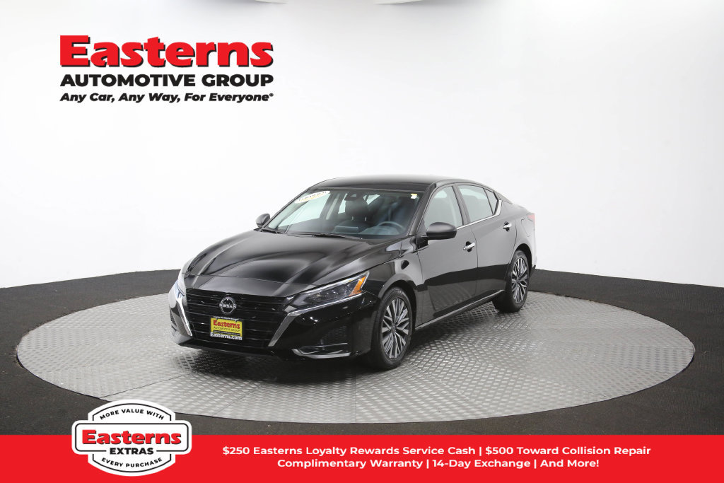 Used 2024 Nissan Altima 2.5 SV FWD image 57