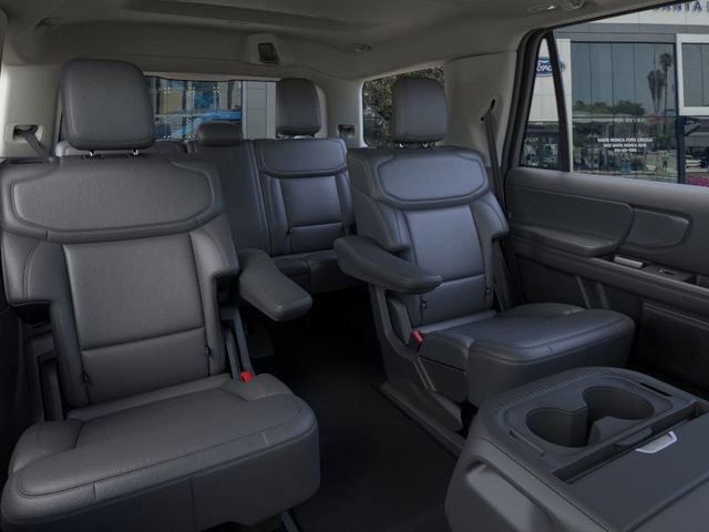 New 2026 Ford Expedition Active image 11