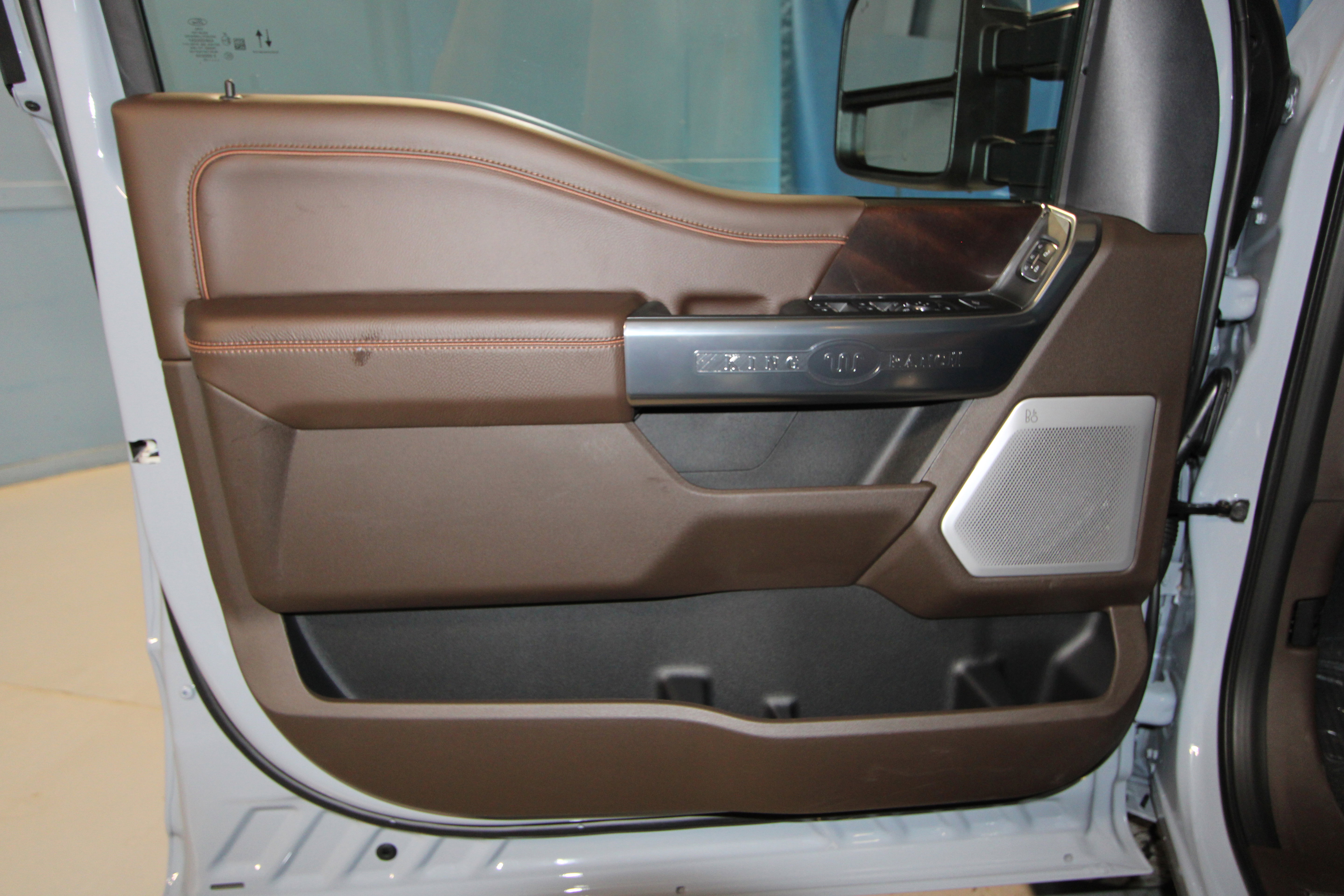 New 2025 Ford F350 King Ranch w/ Chrome Package image 4