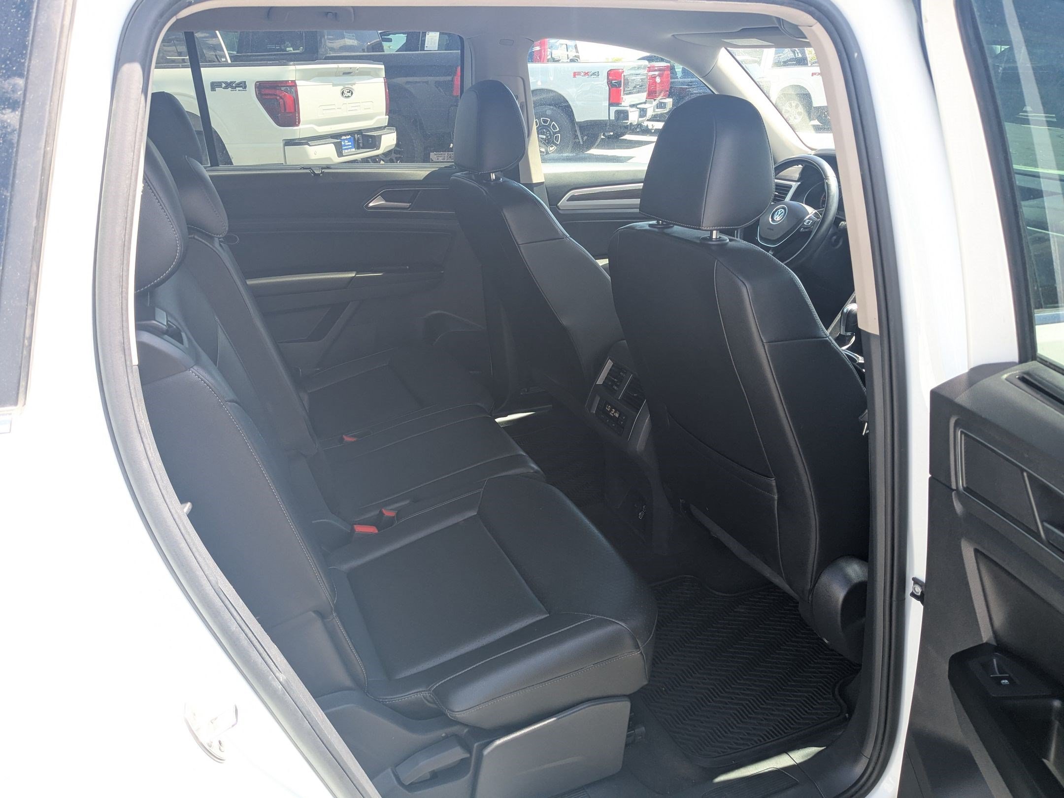 Used 2019 Volkswagen Atlas SE w/ Towing Package AWD/4WD image 33