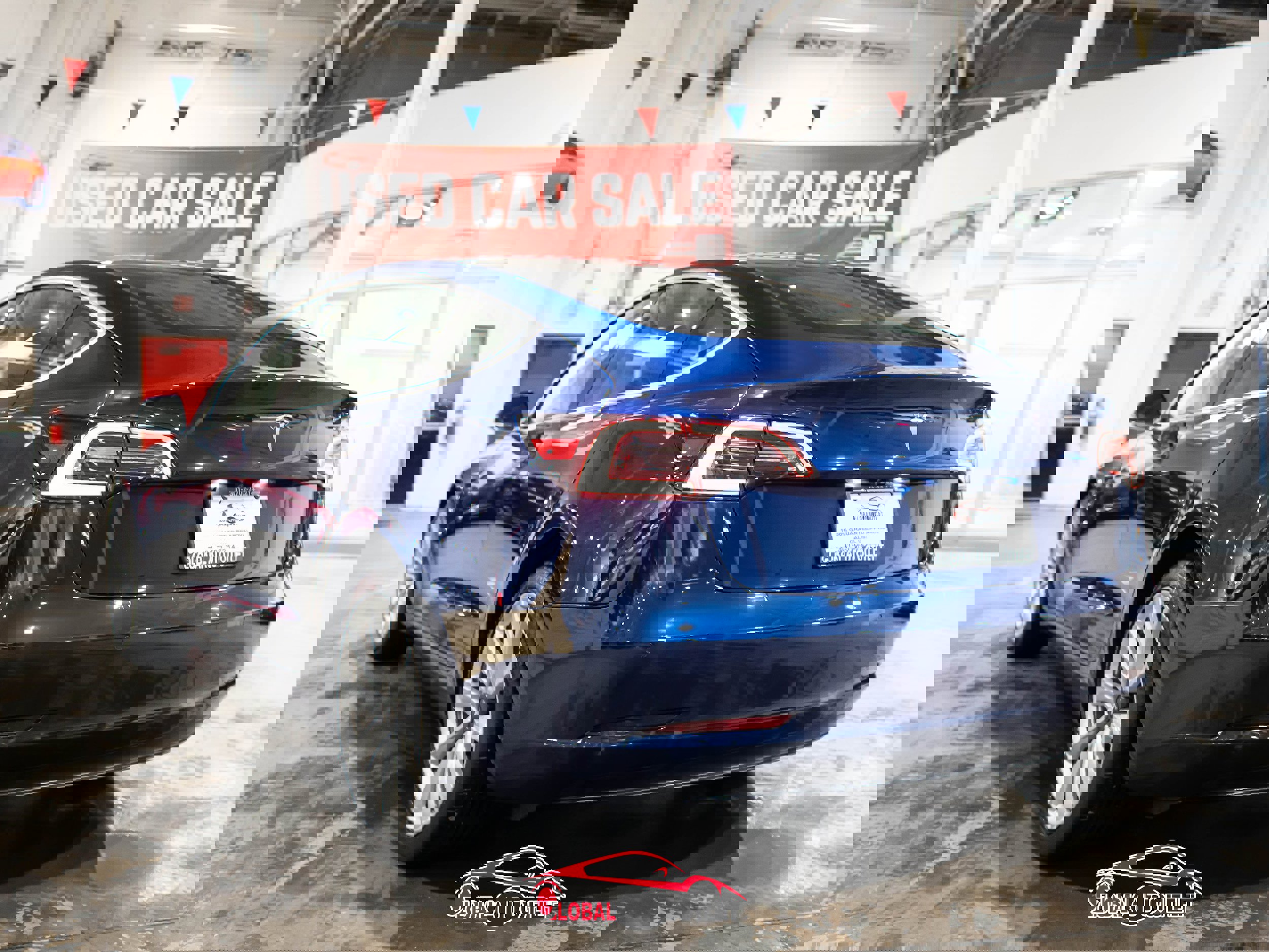 Used 2019 Tesla Model 3 Standard Range Plus image 5