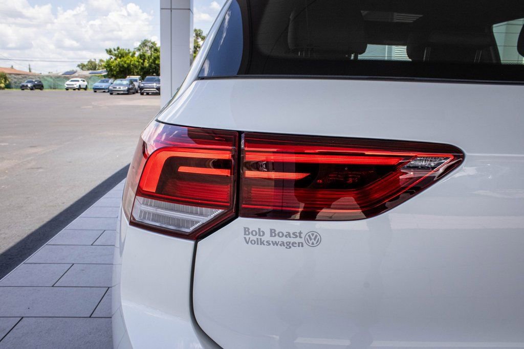 New 2025 Volkswagen GTI SE image 14