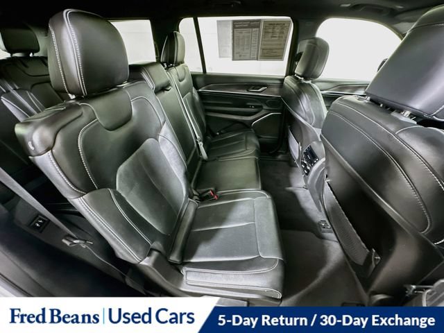 Certified 2023 Jeep Grand Cherokee L Overland AWD/4WD image 37
