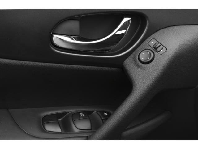 Used 2015 Nissan Rogue S AWD/4WD image 23